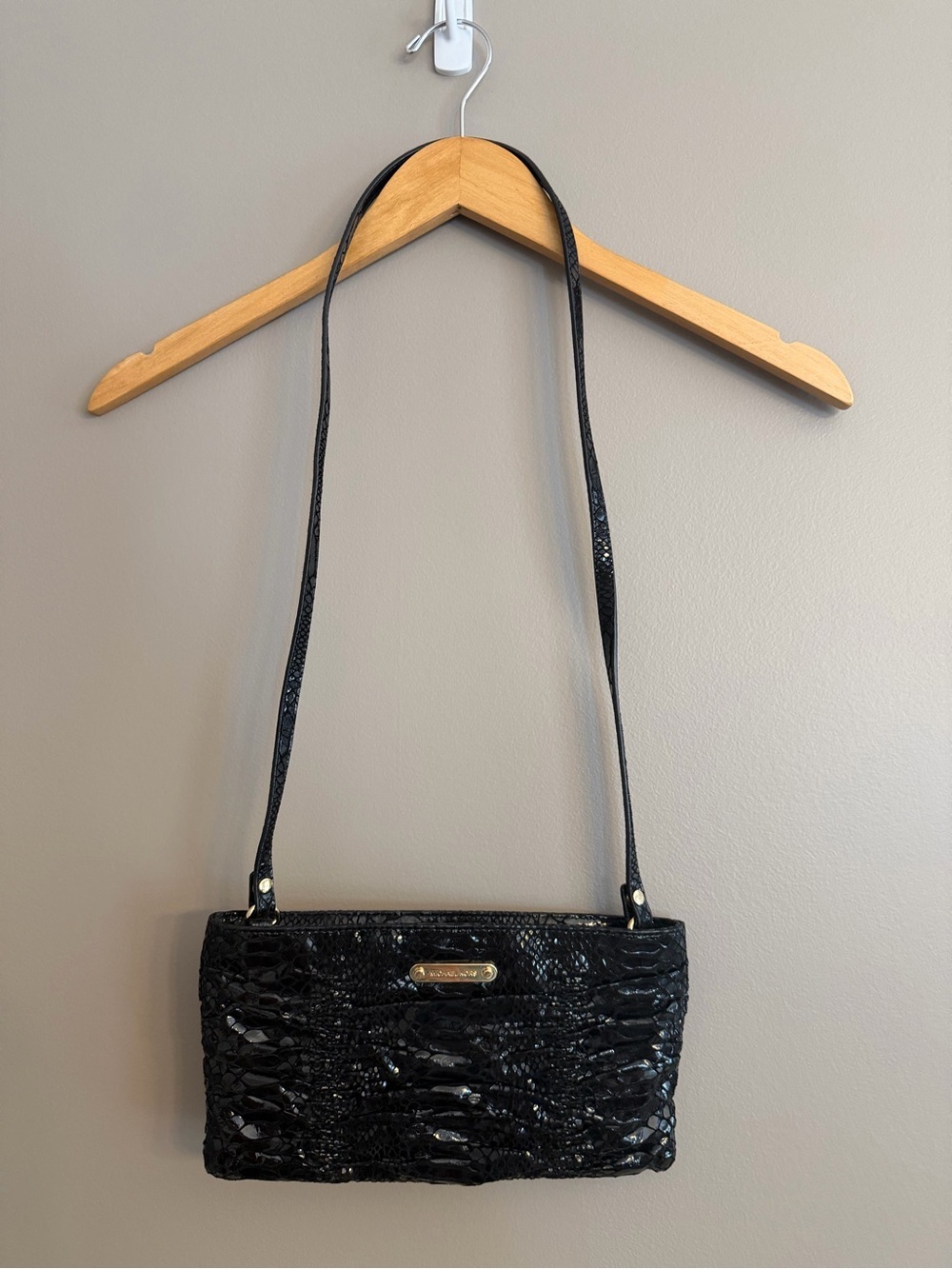 Michael Kors Black Snakeskin Pattern Shoulder Bag Clutch EUC